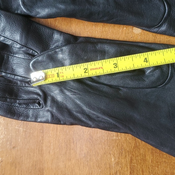 Vintage Black Nordstrom Leather Gloves - Picture 8 of 9